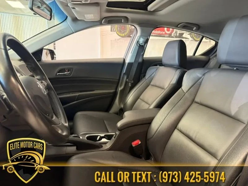 2018 Acura ILX - Image 9 of 12