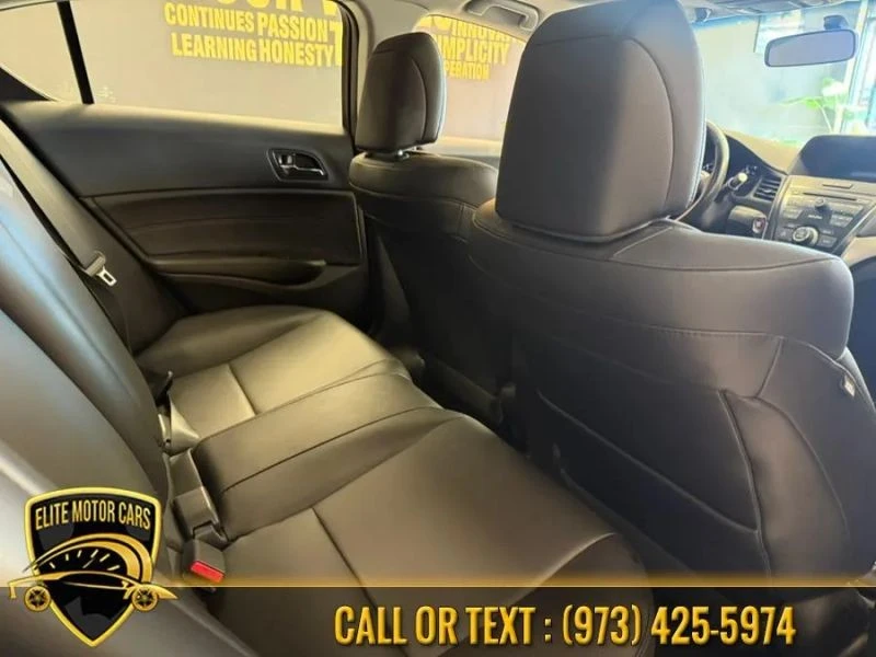 2018 Acura ILX - Image 11 of 12