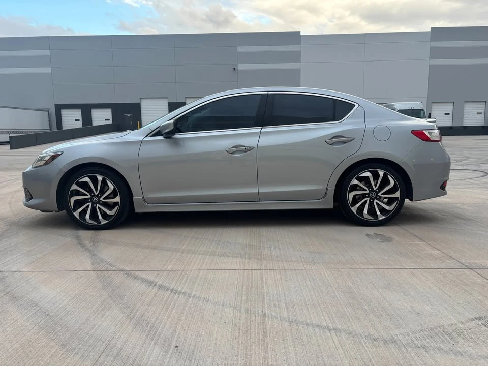 2018 Acura ILX - Image 2 of 20