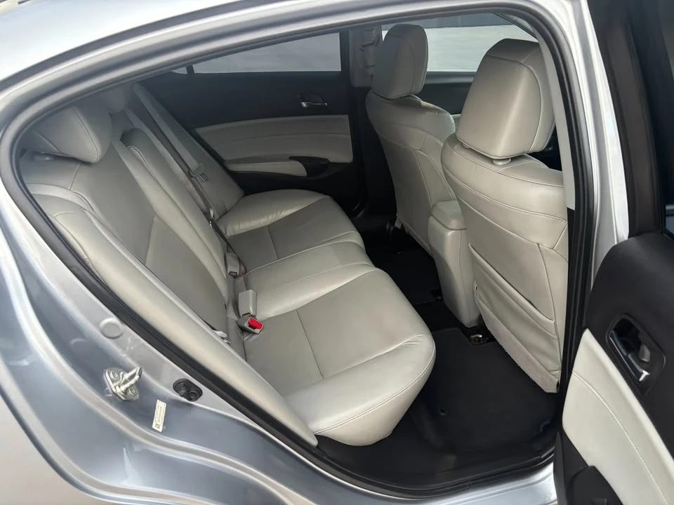 2018 Acura ILX - Image 13 of 20