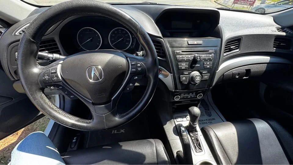 2018 Acura ILX - Image 11 of 12