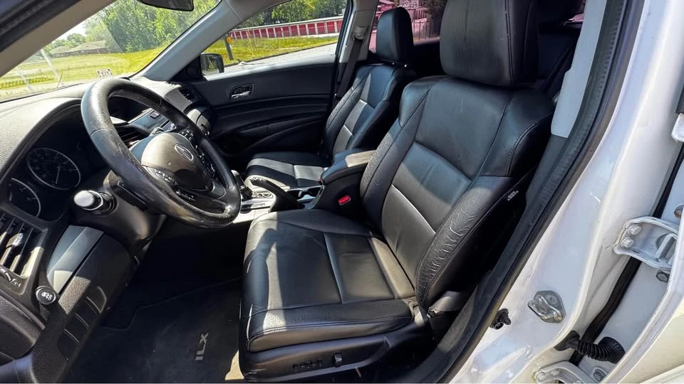 2018 Acura ILX - Image 7 of 12
