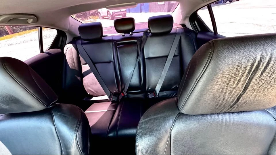 2018 Acura ILX - Image 9 of 12