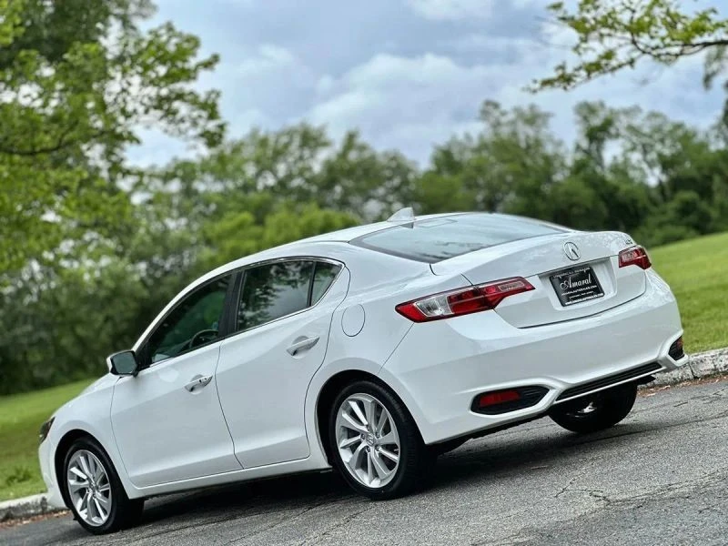 2018 Acura ILX - Image 4 of 12