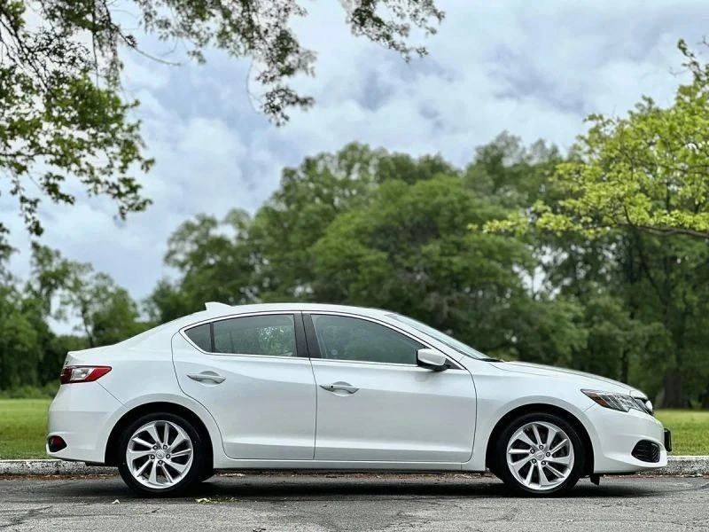 2018 Acura ILX - Image 7 of 12