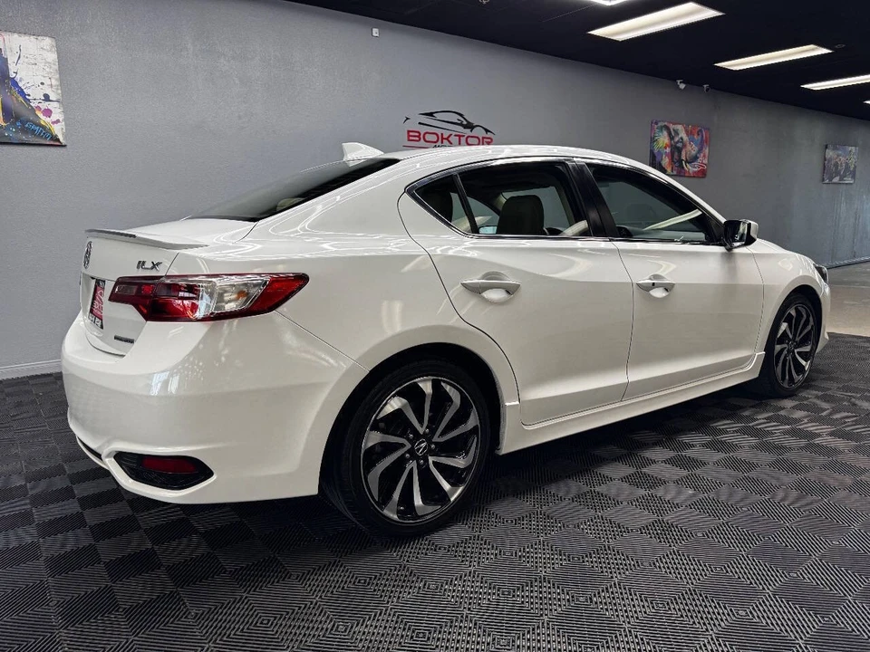 2018 Acura ILX - Image 13 of 21