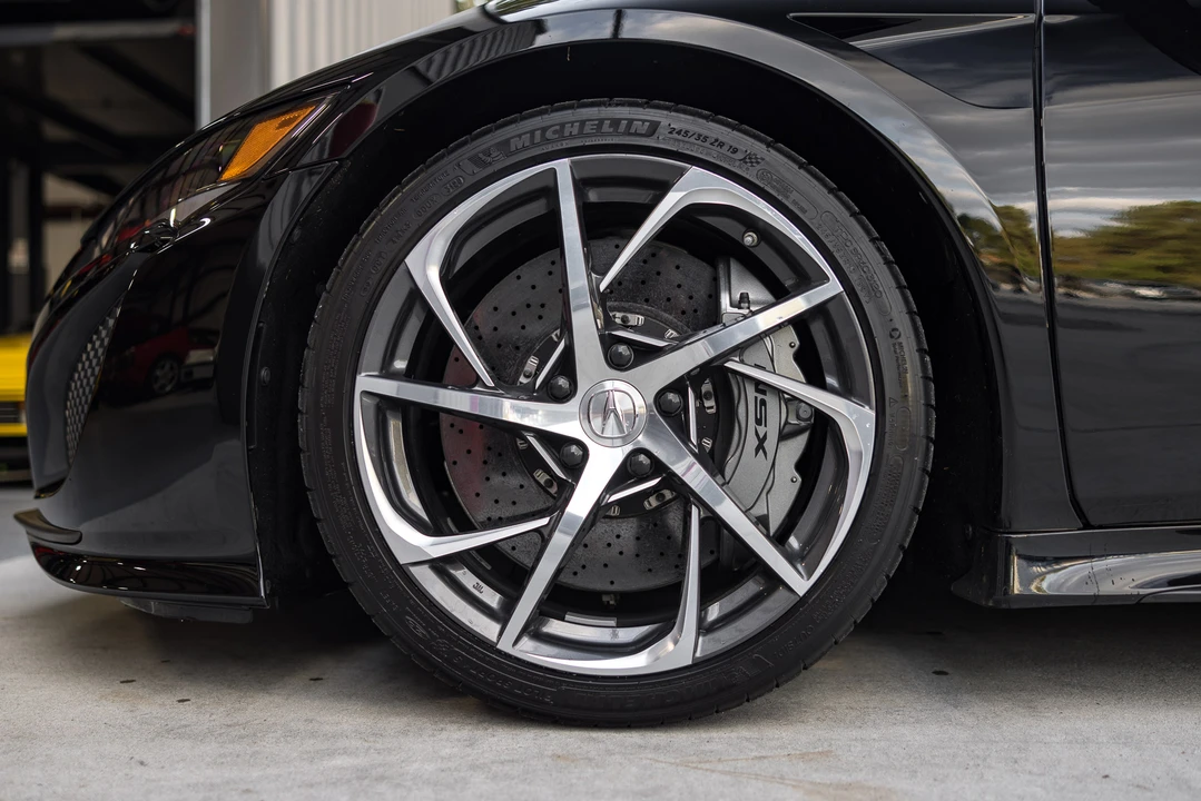 2018 Acura NC1 NSX - Image 24 of 31