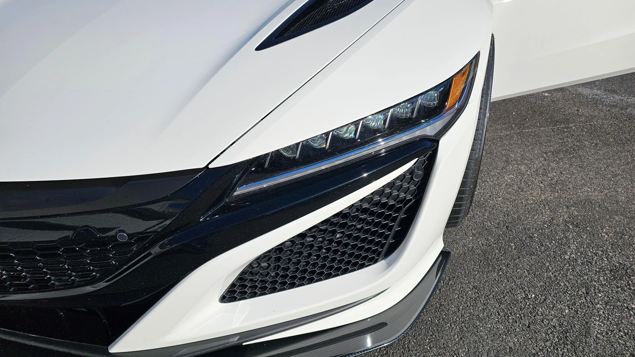 2018 Acura NC1 NSX - Image 29 of 31