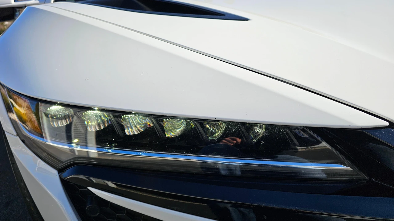 2018 Acura NC1 NSX - Image 25 of 31