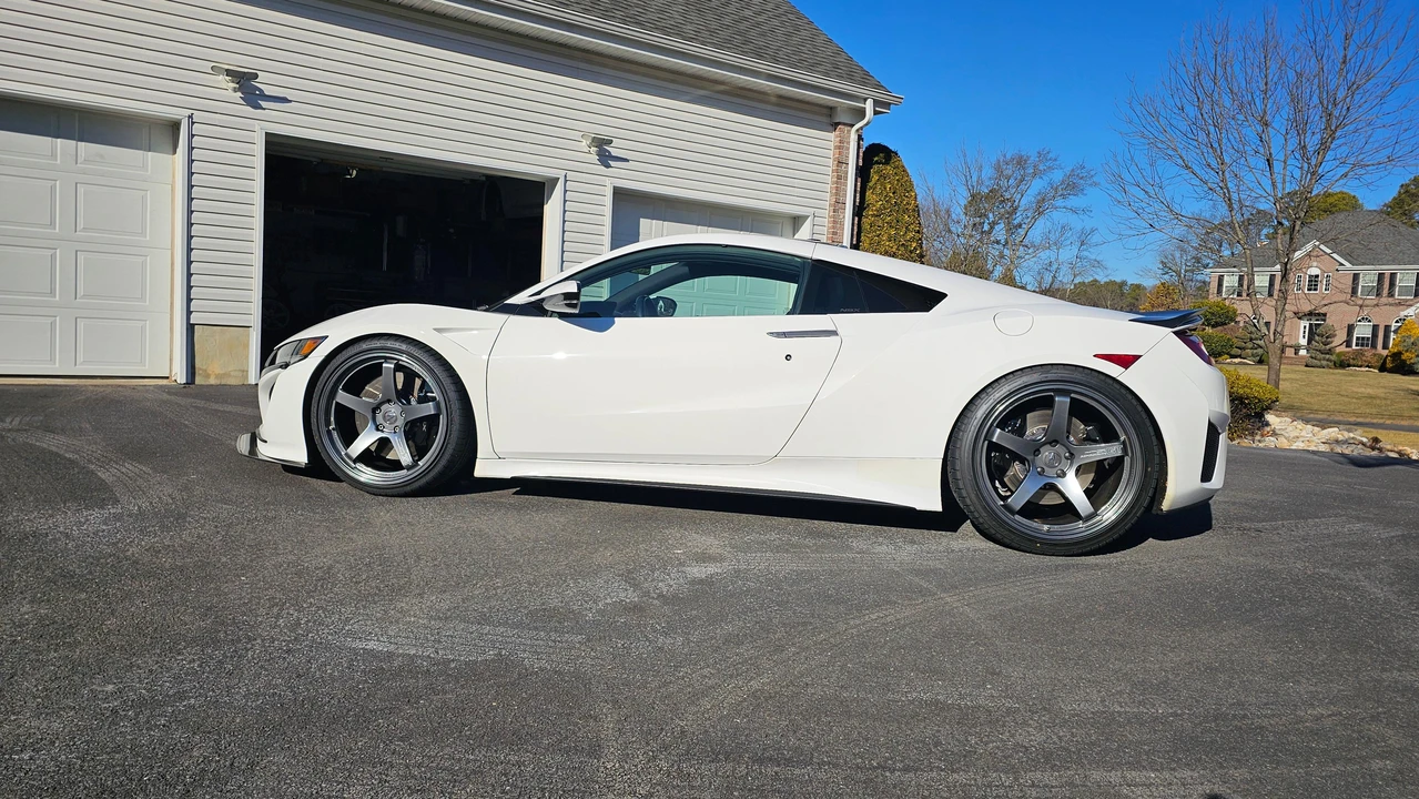 2018 Acura NC1 NSX - Image 10 of 31