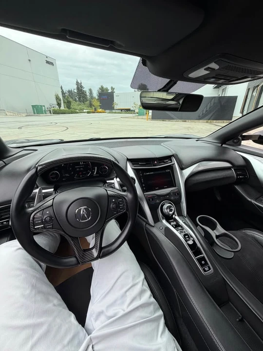 2018 Acura NC1 NSX - Image 12 of 14
