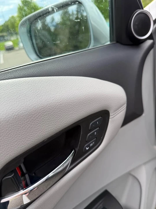 2018 Acura RDX 2nd Gen - Image 17 of 19