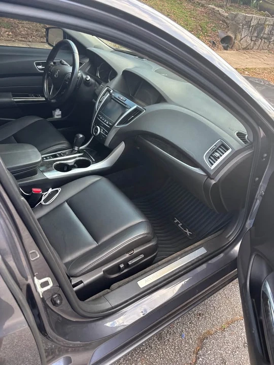 2018 Acura TLX 1st Gen - Image 10 of 15