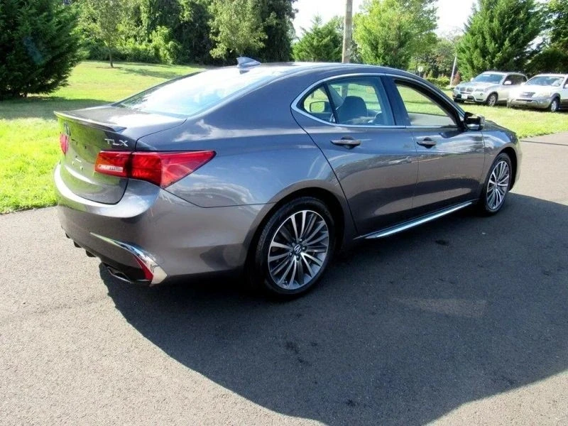 2018 Acura TLX 2nd Gen - Image 10 of 12