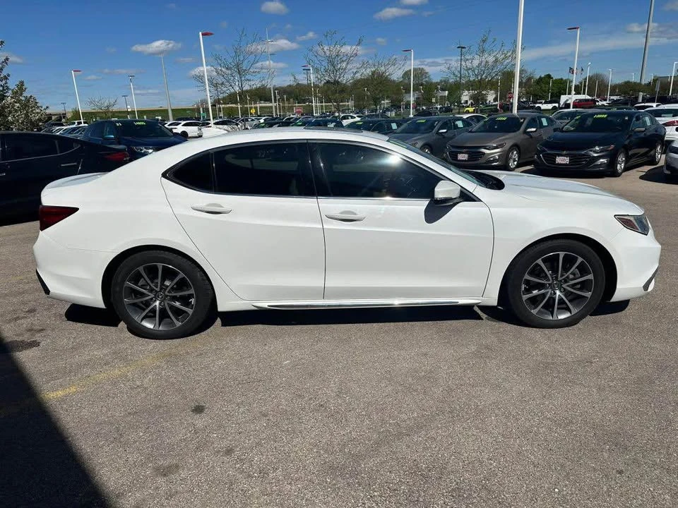 2018 Acura TLX 1st Gen - Image 2 of 7
