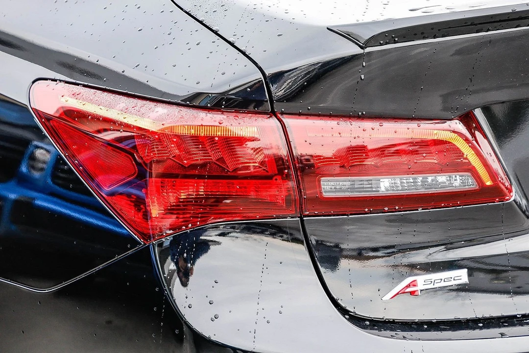 2018 Acura TLX 2nd Gen - Image 8 of 12