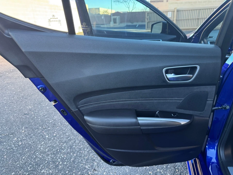 2018 Acura TLX 1st Gen - Image 17 of 21