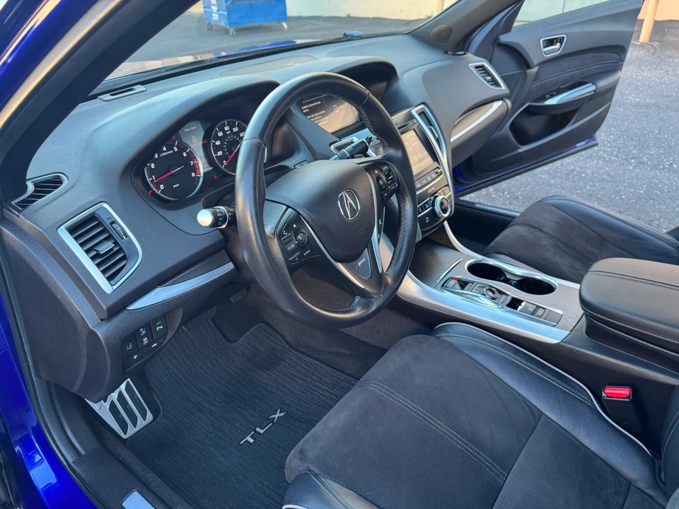 2018 Acura TLX 1st Gen - Image 16 of 21