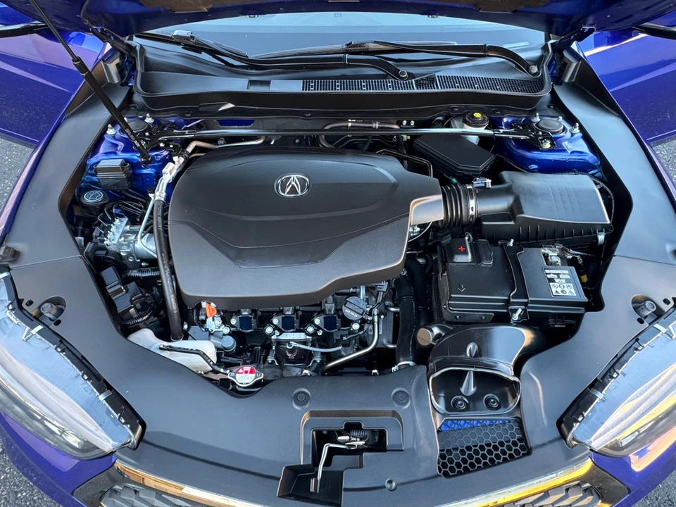 2018 Acura TLX 1st Gen - Image 12 of 21