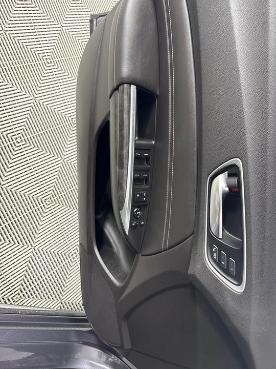 2018 Acura TLX 2nd Gen - Image 11 of 12