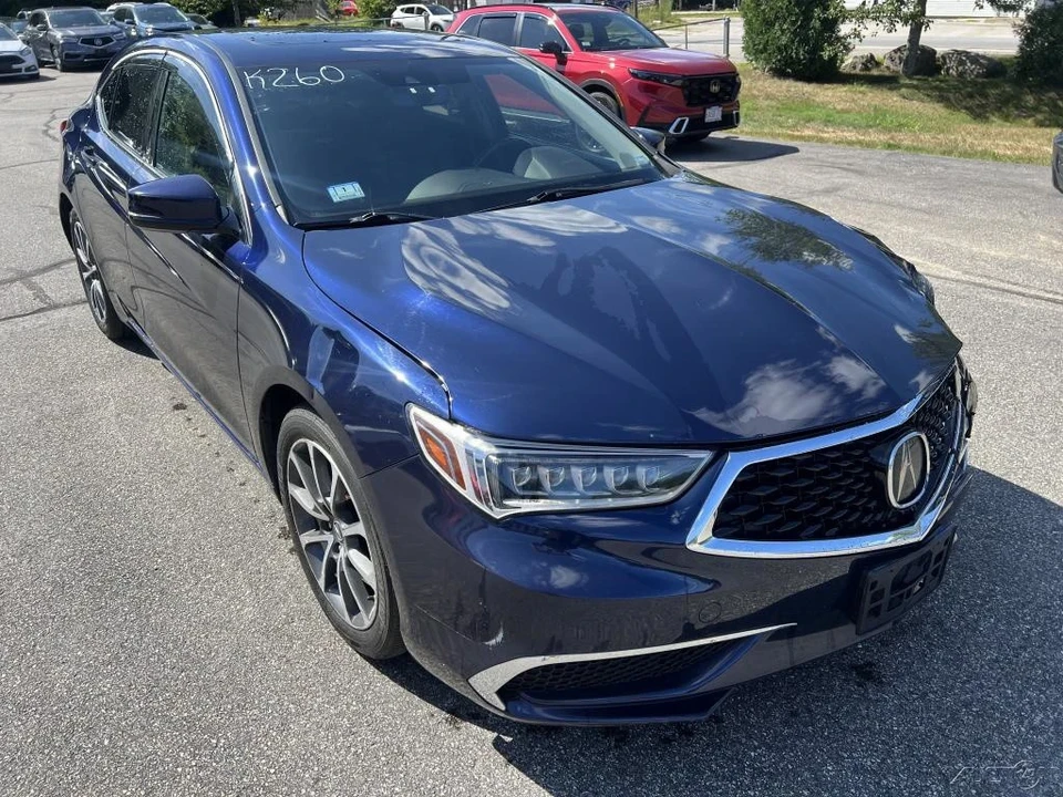 2018 Acura TLX 1st Gen - Image 9 of 12