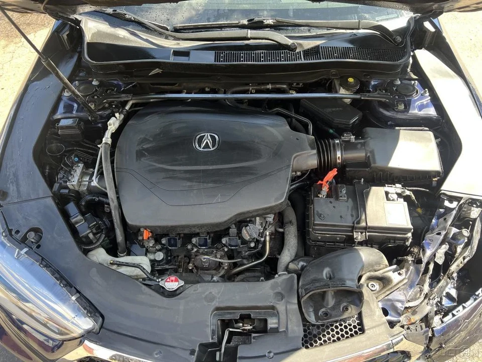 2018 Acura TLX 1st Gen - Image 6 of 12
