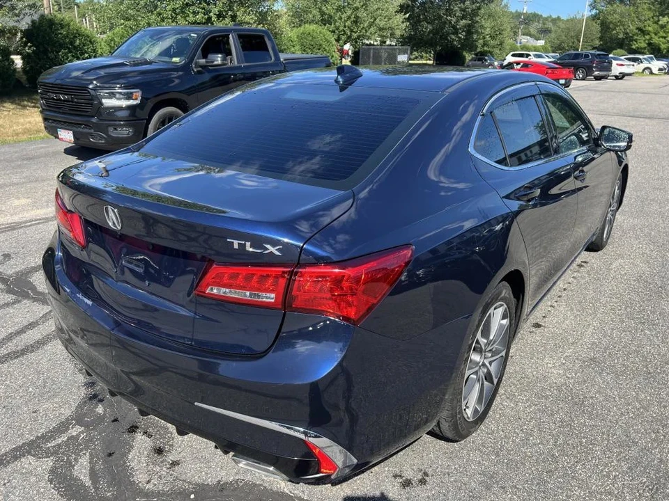 2018 Acura TLX 1st Gen - Image 8 of 12