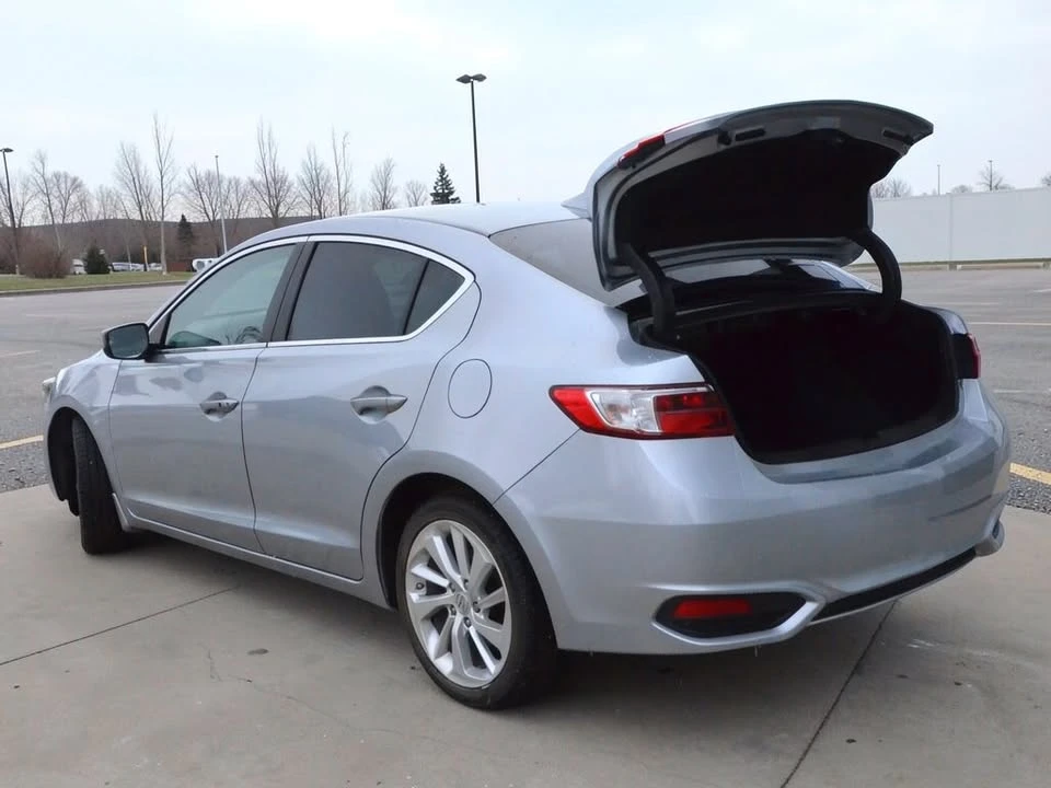 2018 Acura ILX - Image 9 of 19