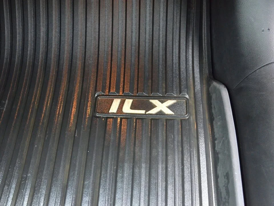 2018 Acura ILX - Image 18 of 19