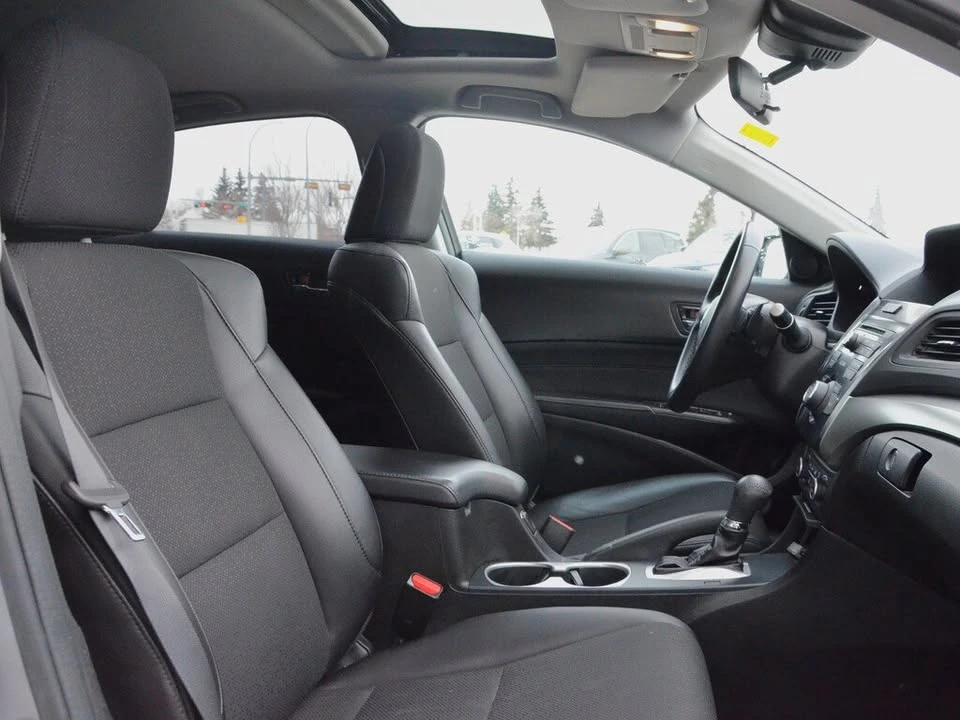 2018 Acura ILX - Image 13 of 19