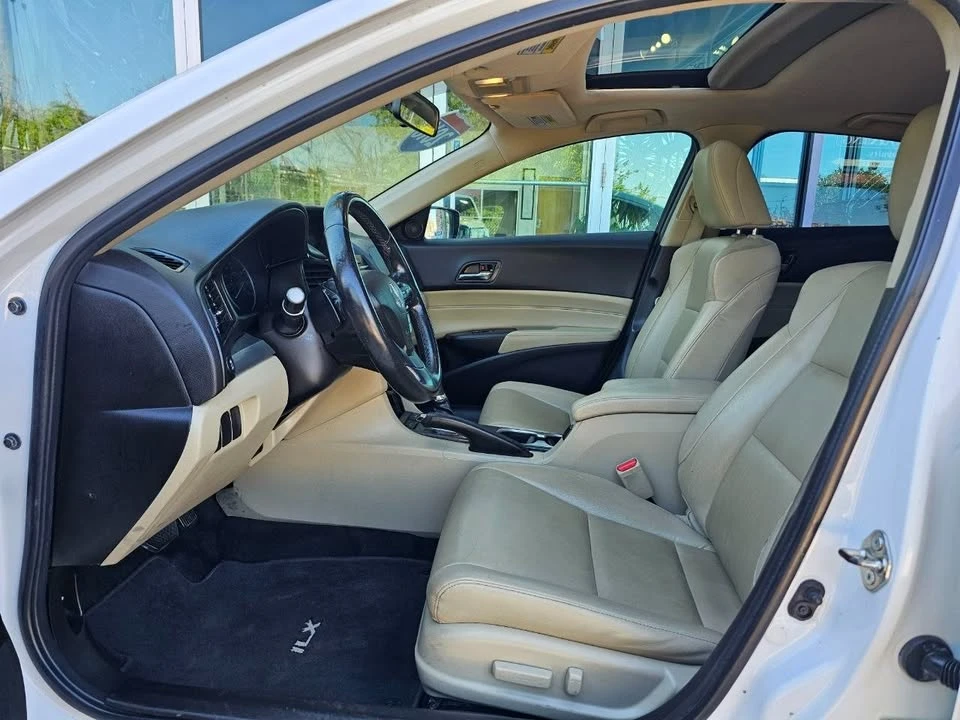 2018 Acura ILX - Image 7 of 20