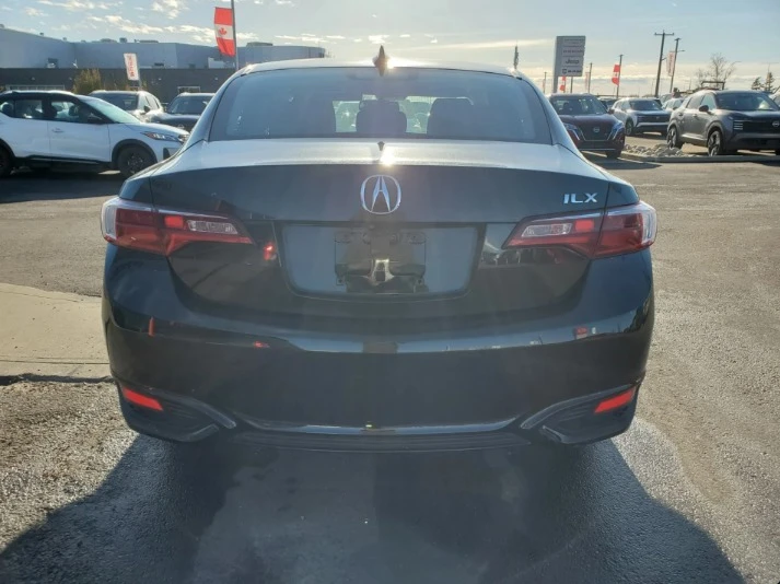 2018 Acura ILX - Image 4 of 11