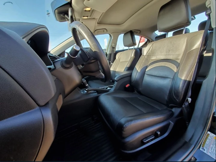 2018 Acura ILX - Image 7 of 11