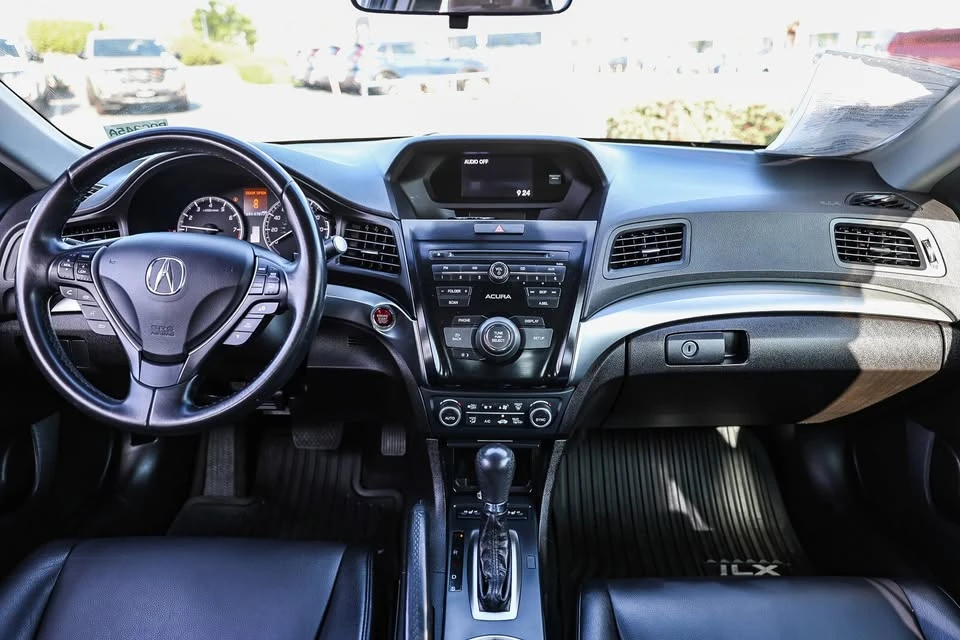 2018 Acura ILX - Image 2 of 20