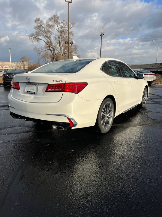 2018 Acura TLX 2nd Gen - Image 4 of 10
