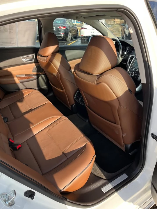 2018 Acura TLX 2nd Gen - Image 9 of 10