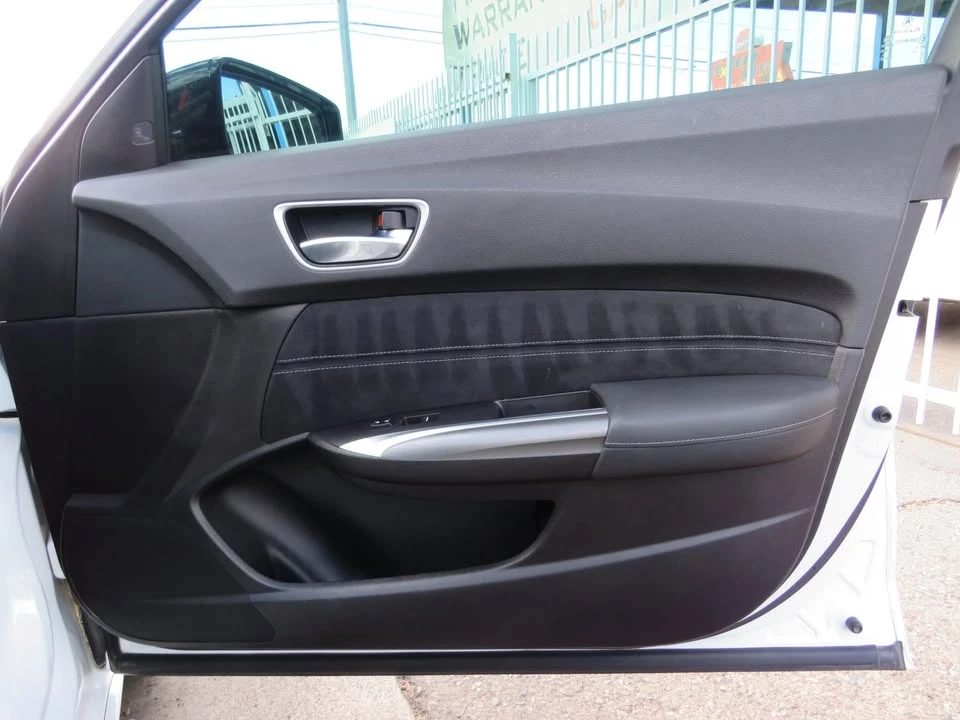 2018 Acura TLX 1st Gen - Image 18 of 20