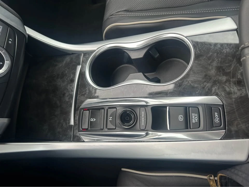 2018 Acura TLX 1st Gen - Image 10 of 11
