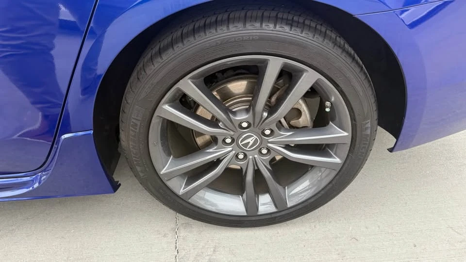 2018 Acura TLX 1st Gen - Image 9 of 13