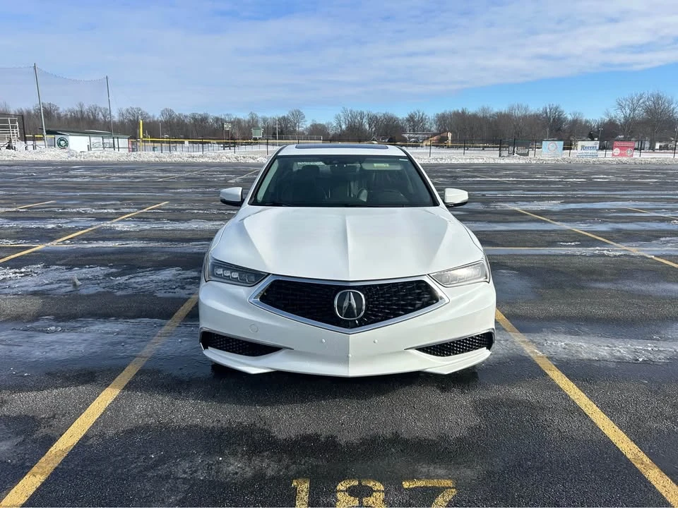 2018 Acura TLX 1st Gen - Image 8 of 19