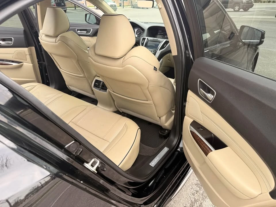 2018 Acura TLX 1st Gen - Image 11 of 17