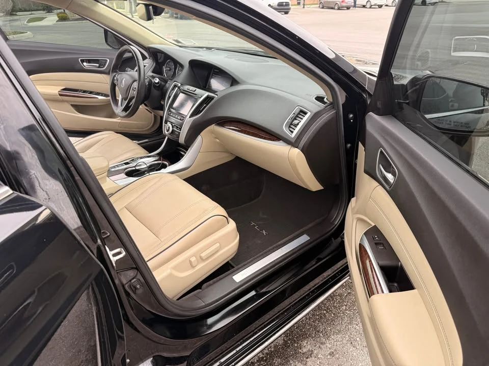 2018 Acura TLX 1st Gen - Image 12 of 17