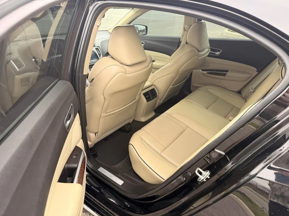 2018 Acura TLX 1st Gen - Image 10 of 17
