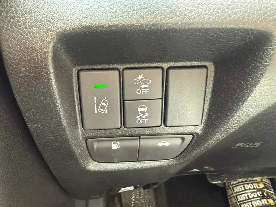2018 Acura TLX 1st Gen - Image 2 of 17