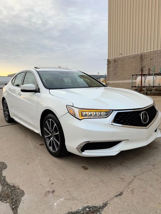 2018 Acura TLX 2nd Gen - Image 2 of 20