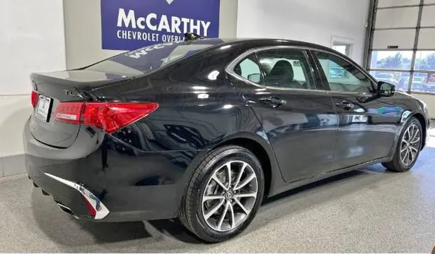 2018 Acura TLX SH-AWD Sedan