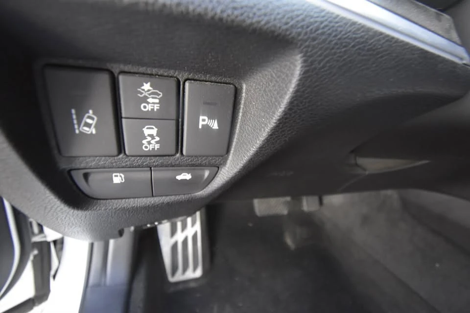 2018 Acura TLX 2nd Gen - Image 12 of 15