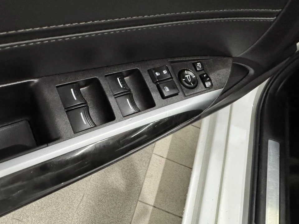 2018 Acura TLX 2nd Gen - Image 16 of 19