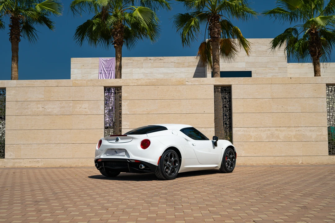 2018 Alfa Romeo 4C Spider - Image 15 of 31