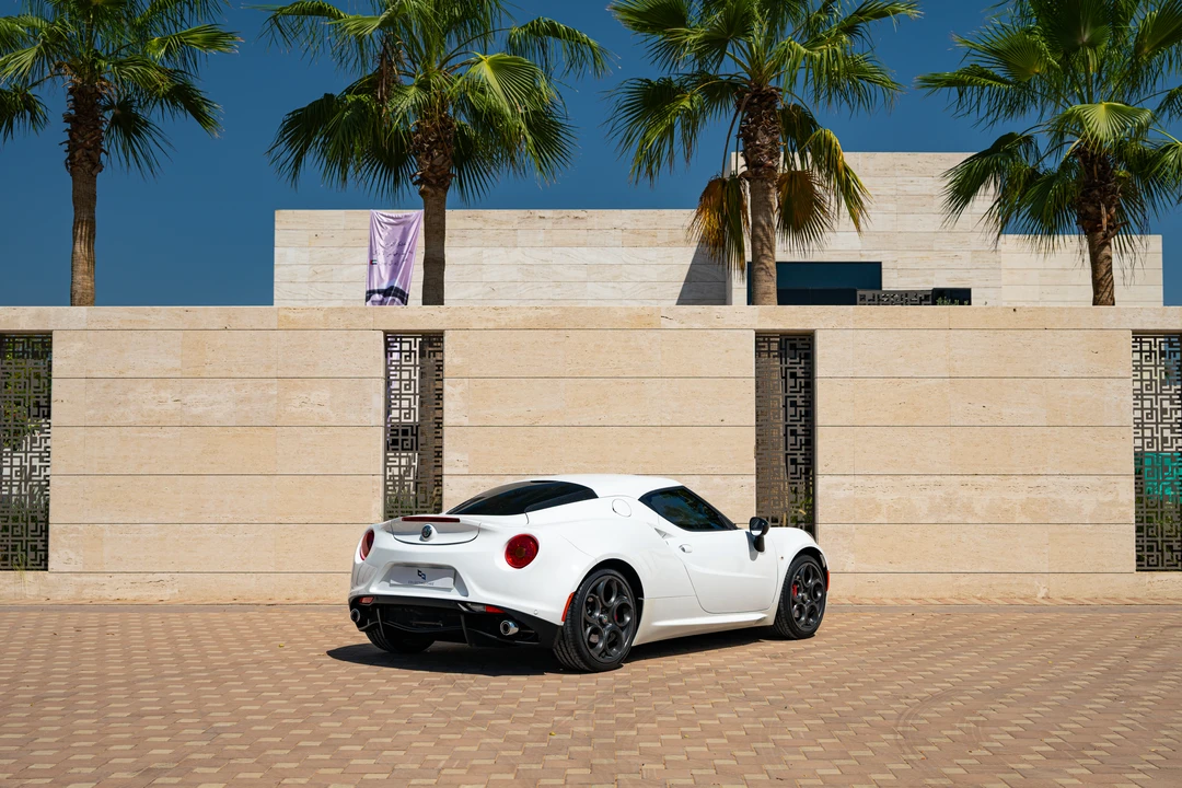 2018 Alfa Romeo 4C Spider - Image 16 of 31